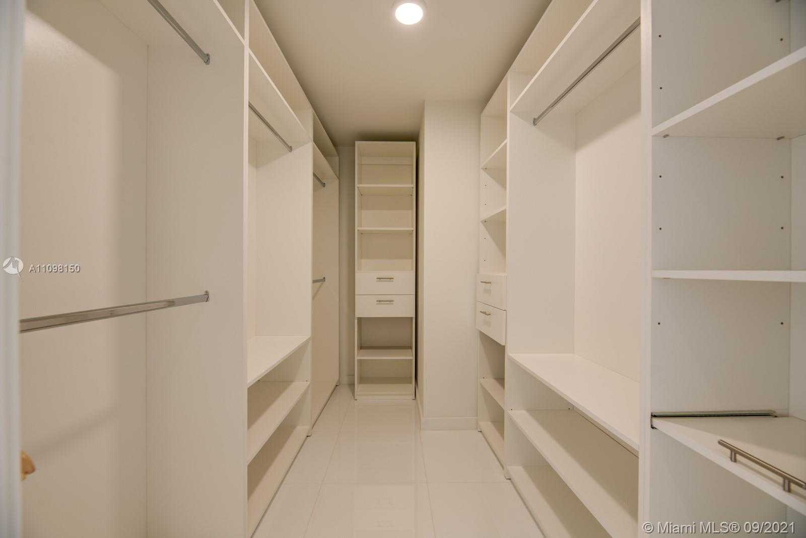 Small Image of 851 NORTH EAST 1ST AVE #2912, Miami Number 12