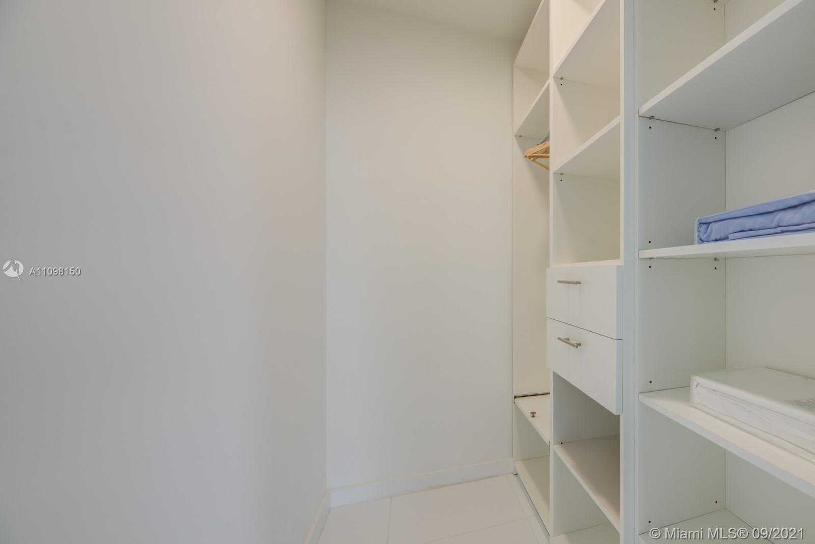 Small Image of 851 NORTH EAST 1ST AVE #2912, Miami Number 38