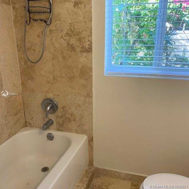 Small Image of 1245 ALGERIA AVE, Coral Gables Number 15