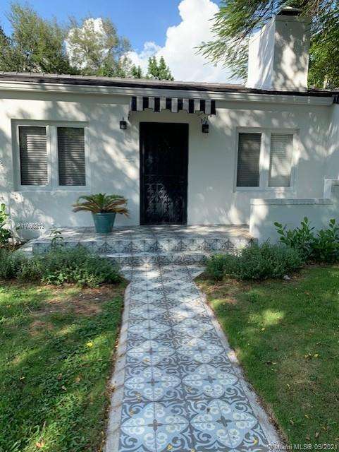 Small Image of 1245 ALGERIA AVE, Coral Gables Number 2