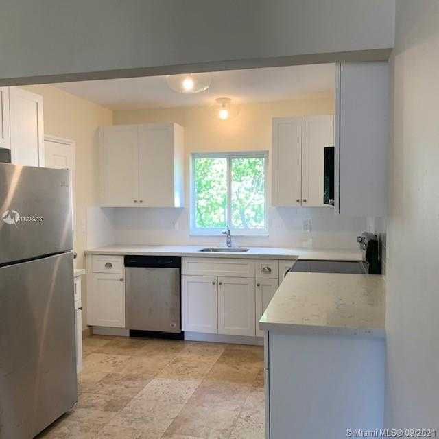 Small Image of 1245 ALGERIA AVE, Coral Gables Number 9