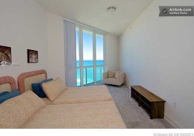 Small Image of 16699 COLLINS #PH7 weekly, Sunny Isles Beach Number 4