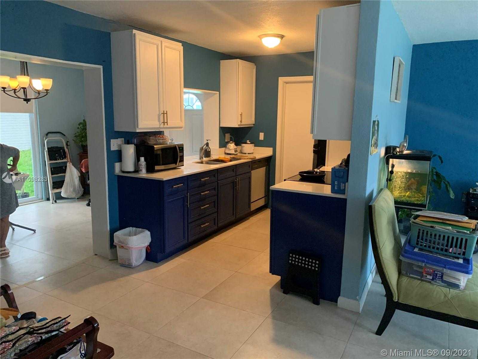 Small Image of 8680 NORTH WEST 29TH ST, Sunrise Number 13
