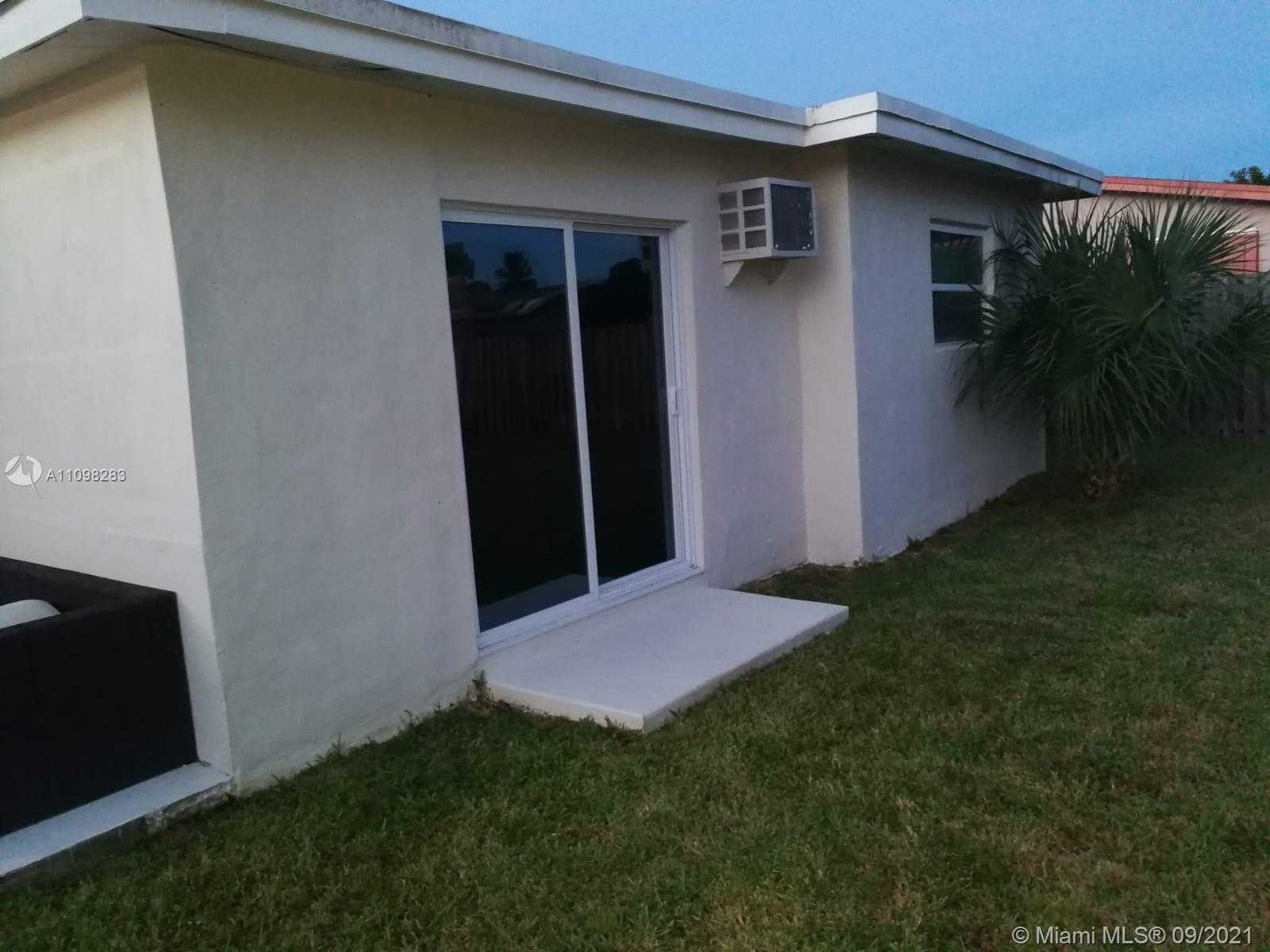 Small Image of 8680 NORTH WEST 29TH ST, Sunrise Number 28