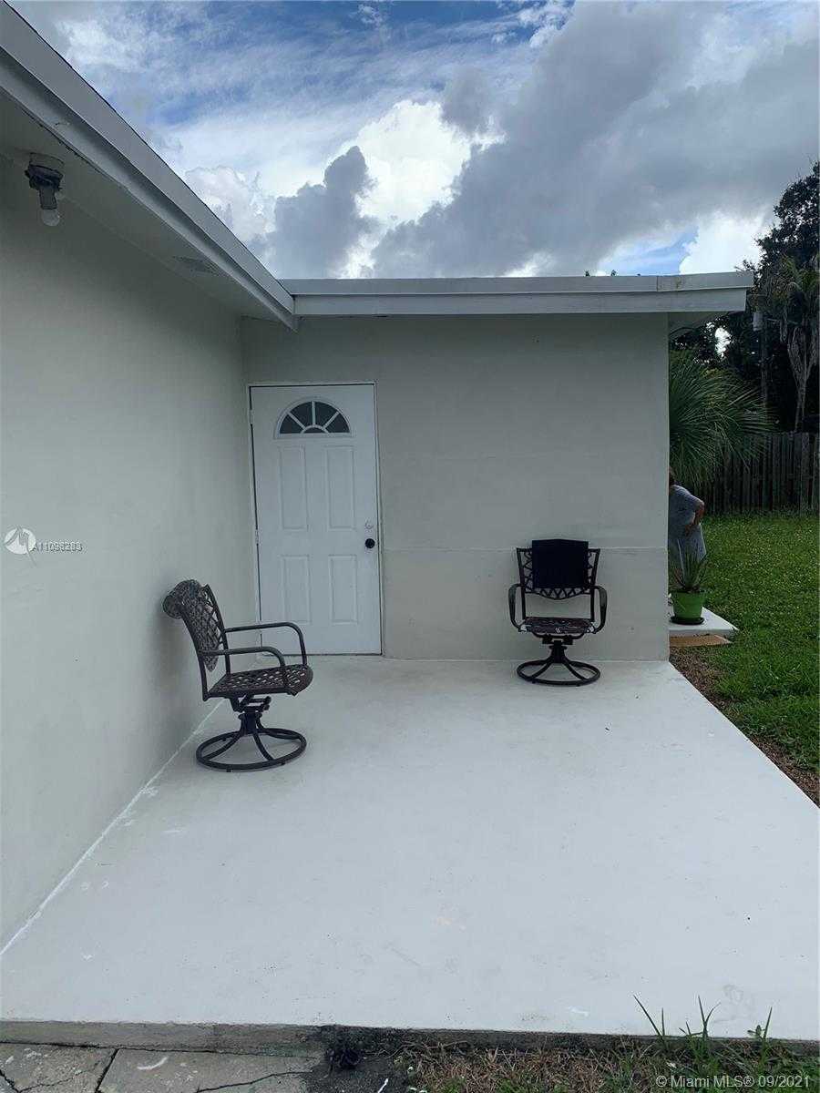 Small Image of 8680 NORTH WEST 29TH ST, Sunrise Number 34