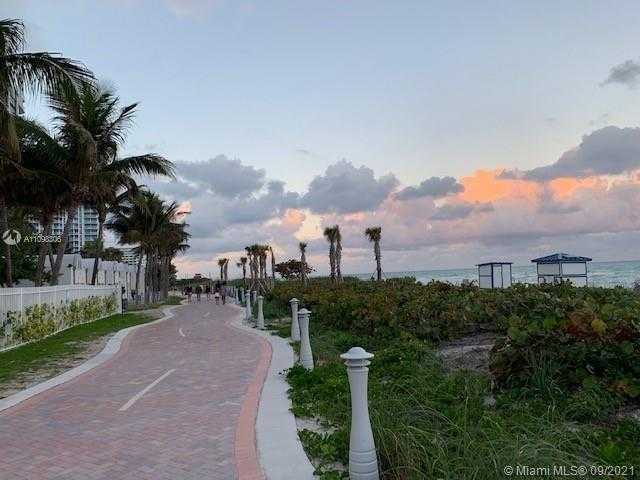 Small Image of 5701 COLLINS AVE #704, Miami Beach Number 13