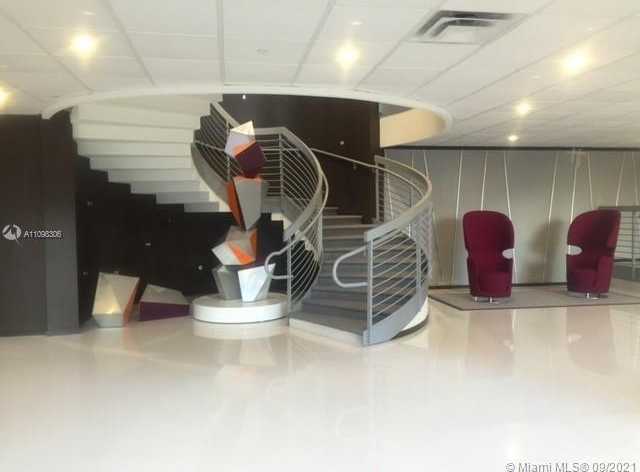 Small Image of 5701 COLLINS AVE #704, Miami Beach Number 15