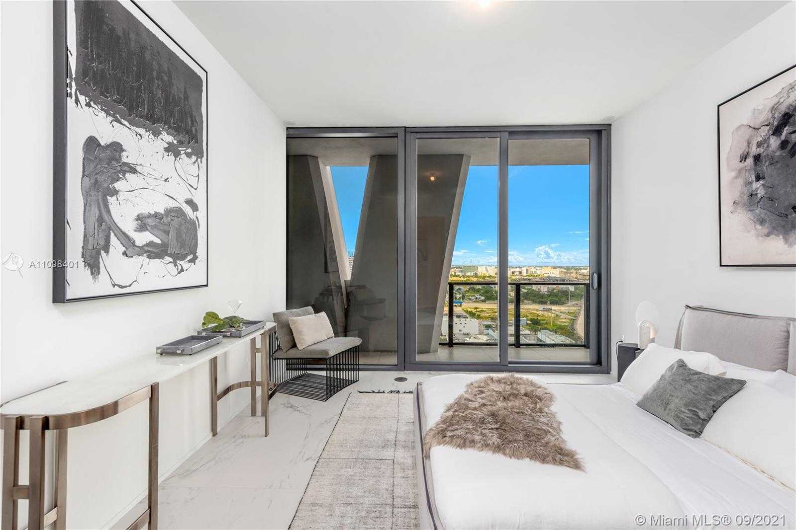 Small Image of 1000 BISCAYNE BLVD #2401, Miami Number 17