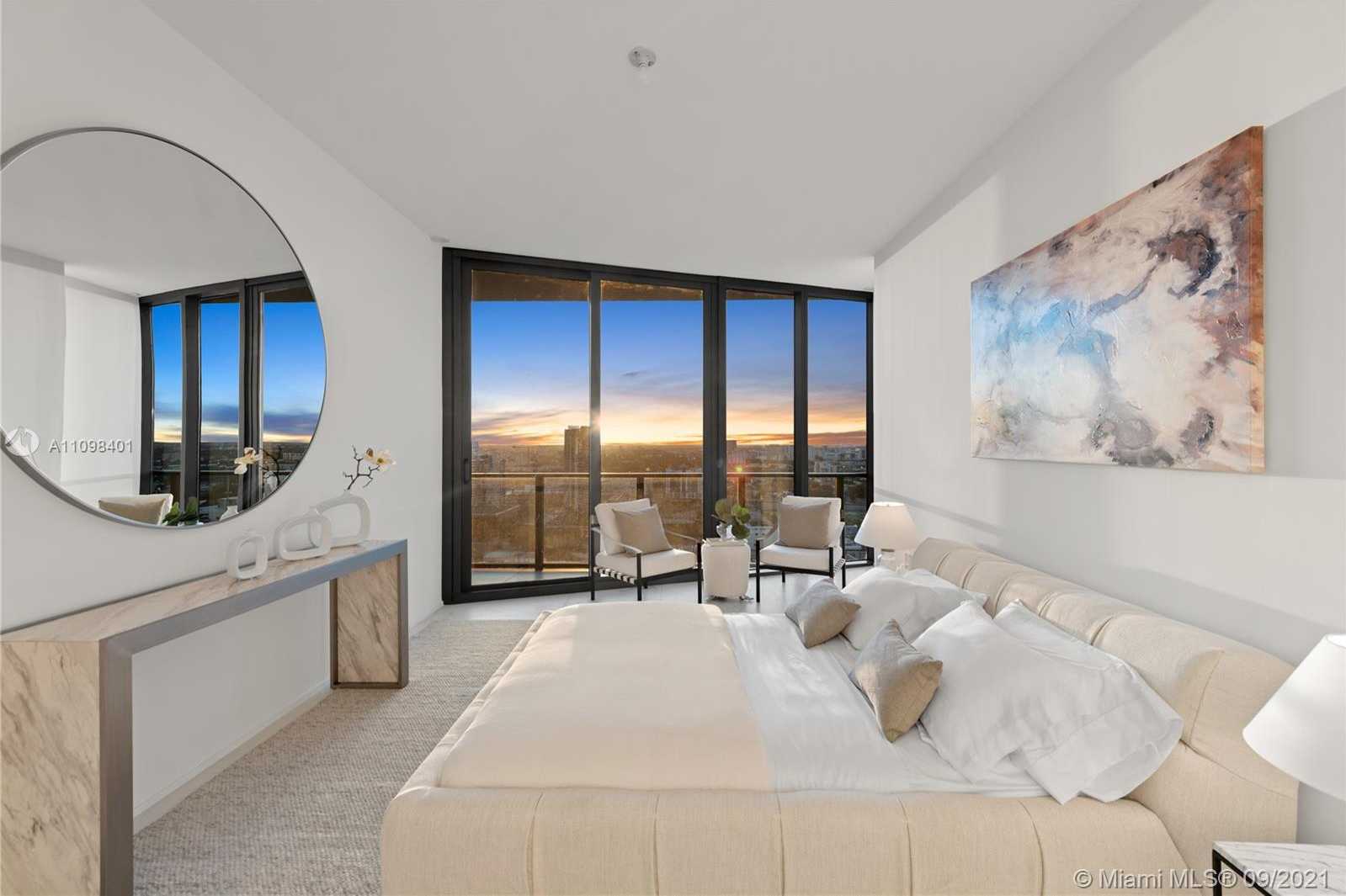 Small Image of 1000 BISCAYNE BLVD #2401, Miami Number 25