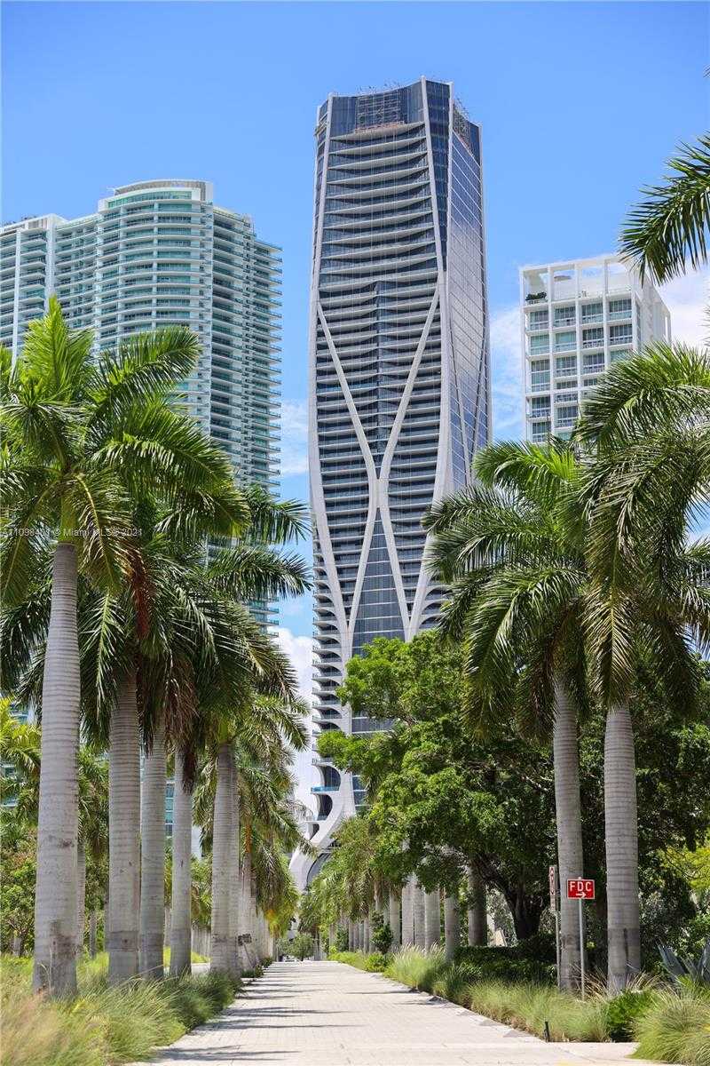Small Image of 1000 BISCAYNE BLVD #2401, Miami Number 3