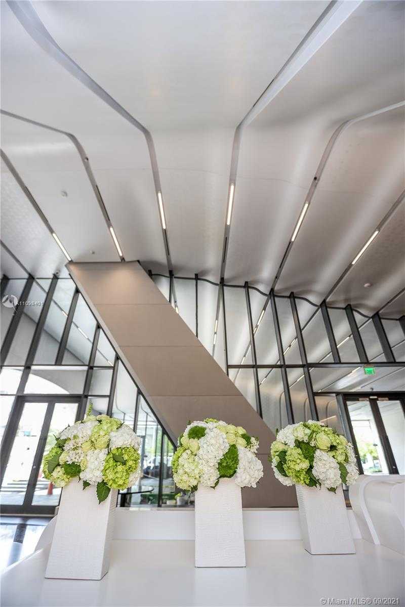 Small Image of 1000 BISCAYNE BLVD #2401, Miami Number 41