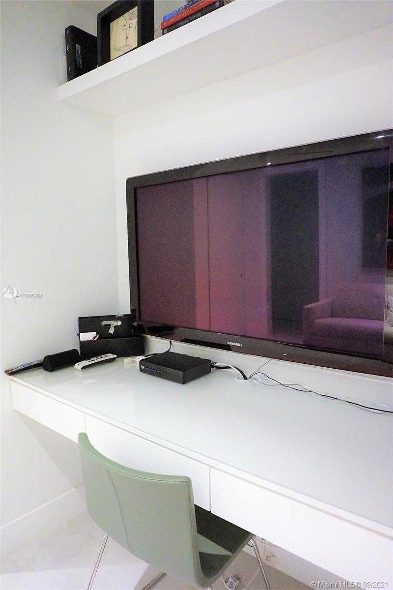 Small Image of 251 CRANDON BLVD #1028, Key Biscayne Number 20