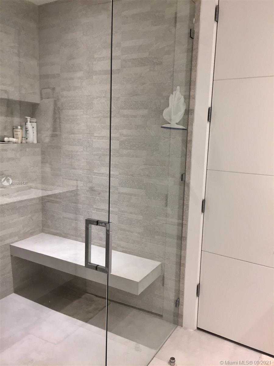 Small Image of 251 CRANDON BLVD #1028, Key Biscayne Number 24