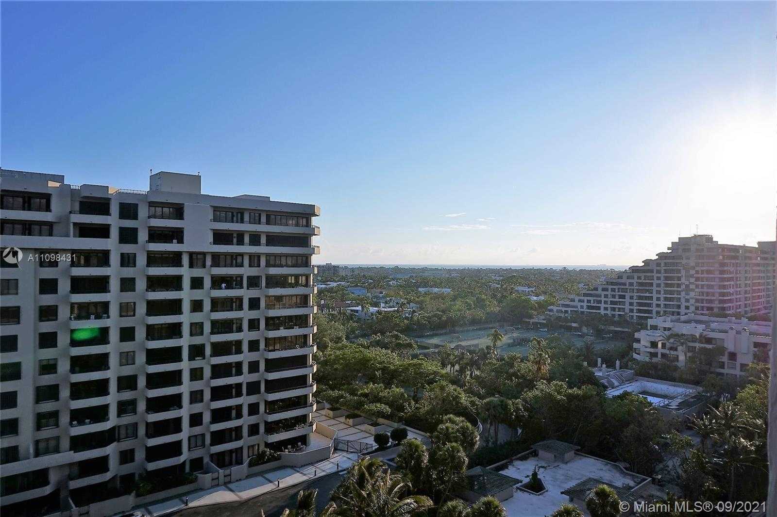 Small Image of 251 CRANDON BLVD #1028, Key Biscayne Number 3