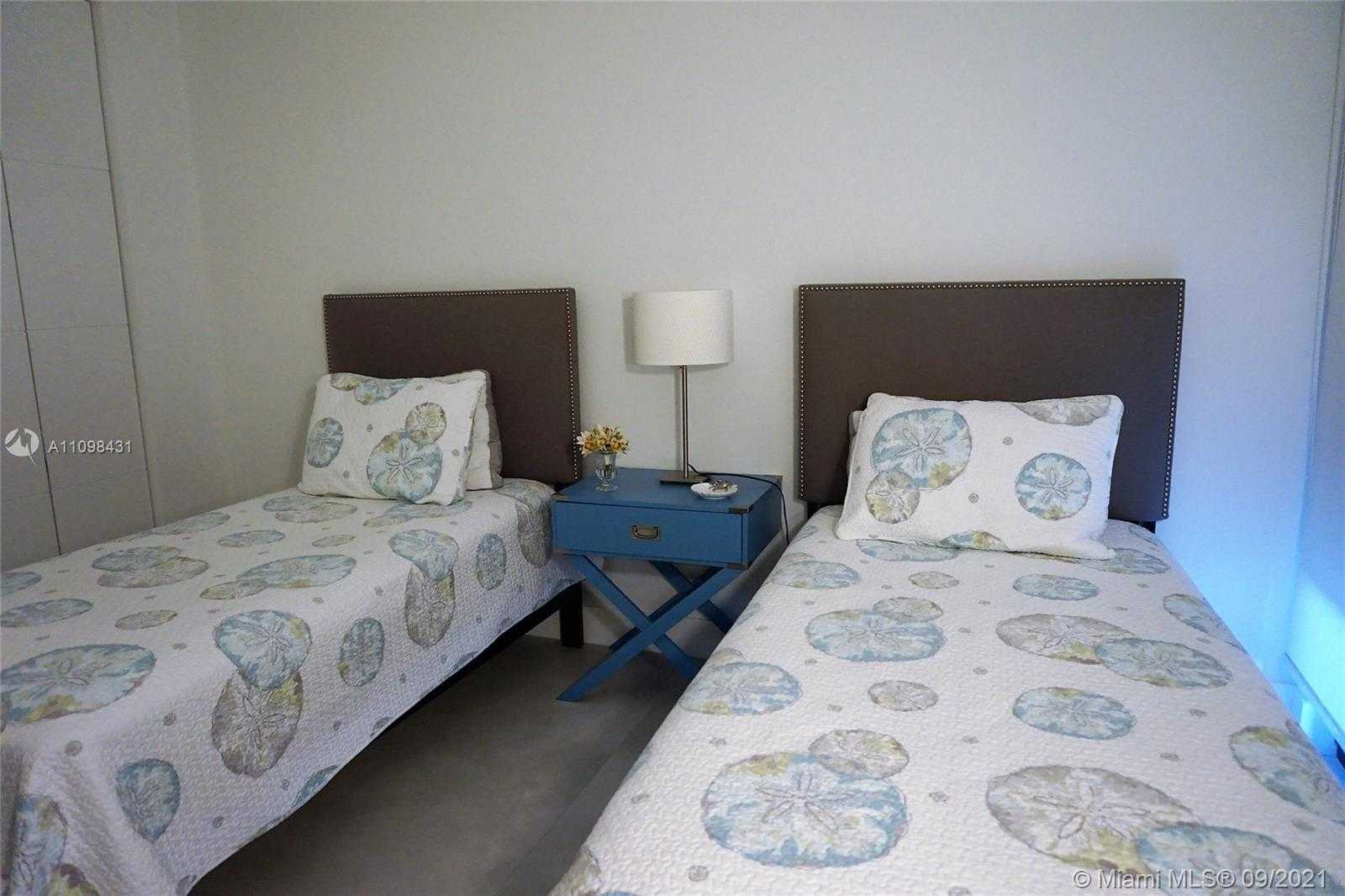 Small Image of 251 CRANDON BLVD #1028, Key Biscayne Number 31