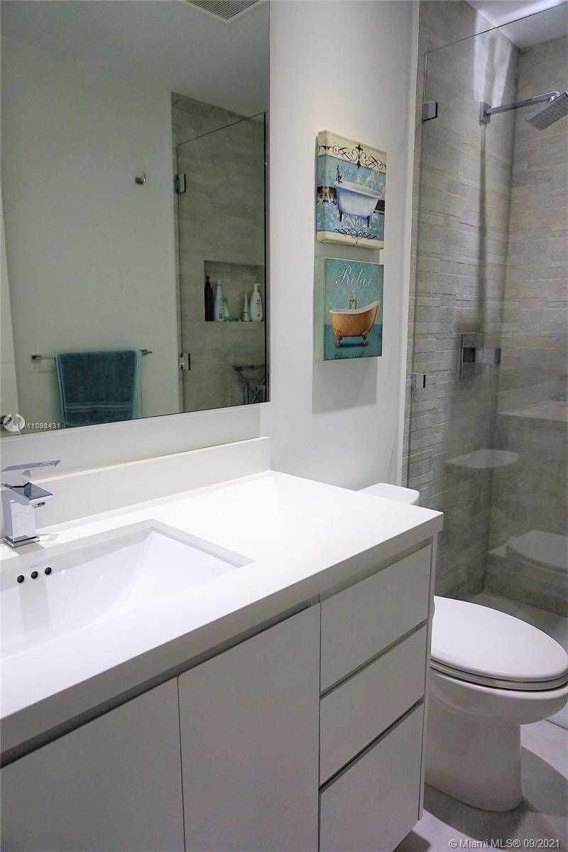 Small Image of 251 CRANDON BLVD #1028, Key Biscayne Number 39