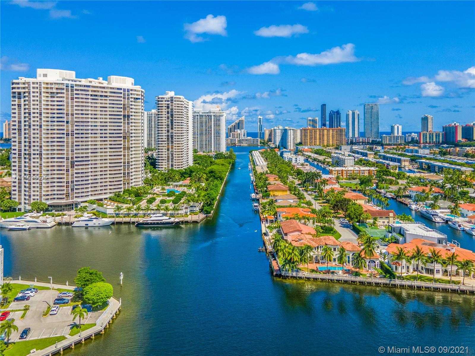 Small Image of 3463 NORTH EAST 171ST ST, North Miami Beach Number 61