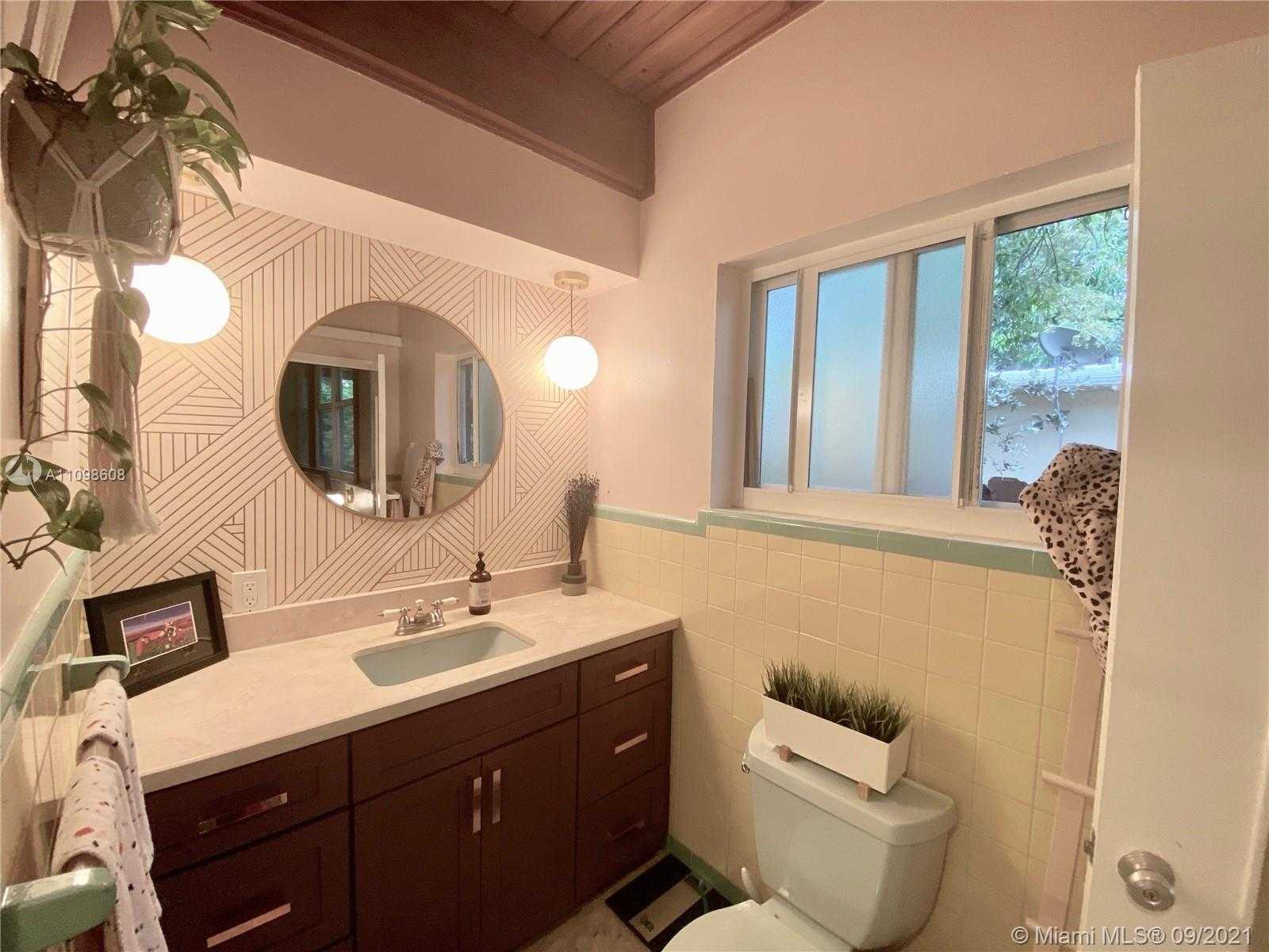 Small Image of 1145 NORTH EAST 14TH AVE, Fort Lauderdale Number 15