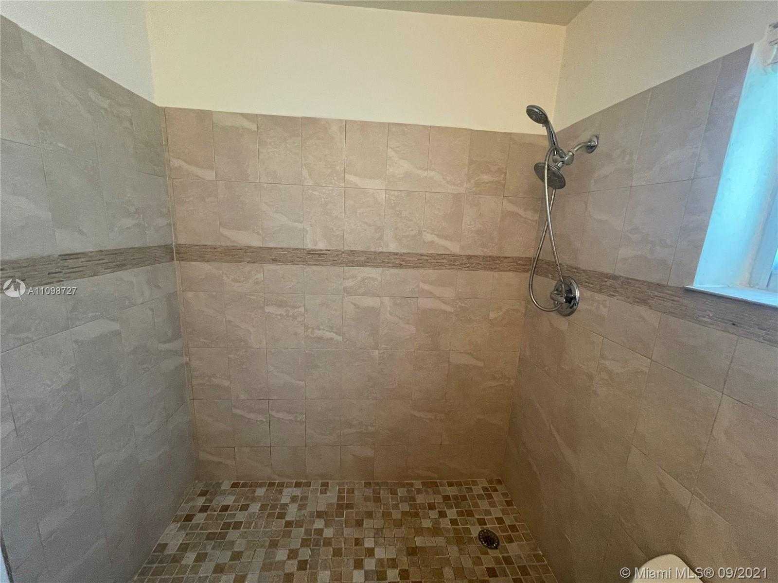Small Image of 7361 SOUTH WEST 117TH TER, Pinecrest Number 12