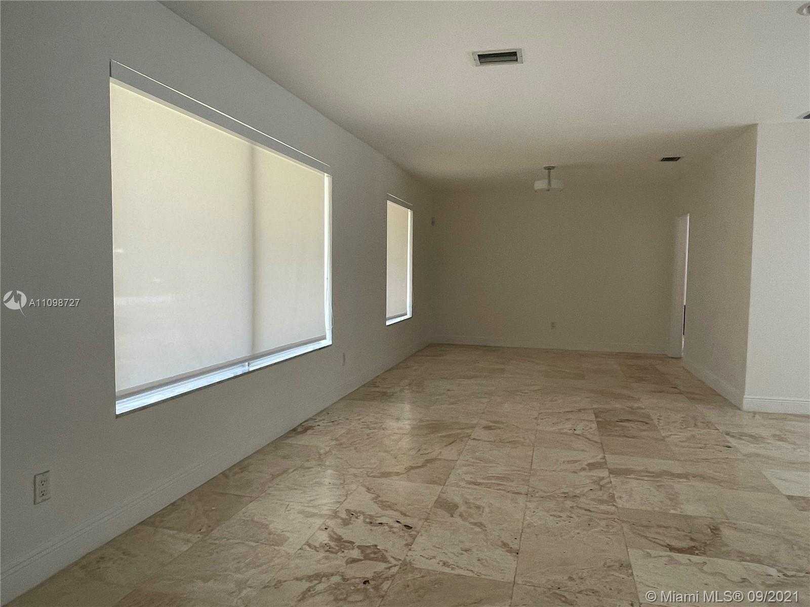 Small Image of 7361 SOUTH WEST 117TH TER, Pinecrest Number 3