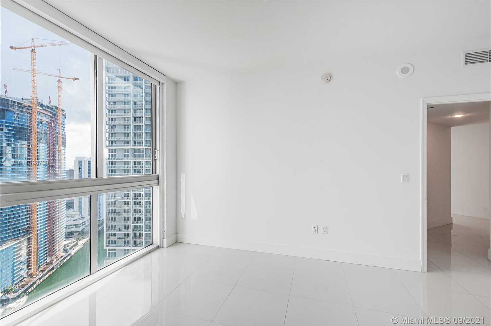 Small Image of 500 BRICKELL AVE #4101, Miami Number 13