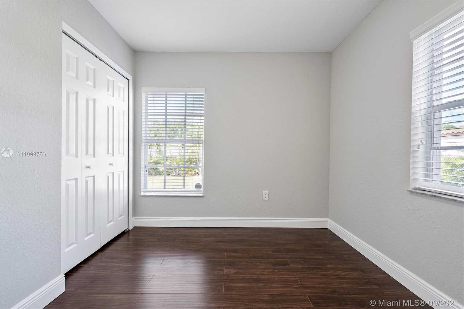 Small Image of 131 NORTH WEST 110TH ST, Miami Shores Number 19