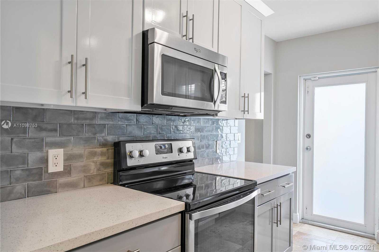 Small Image of 131 NORTH WEST 110TH ST, Miami Shores Number 20
