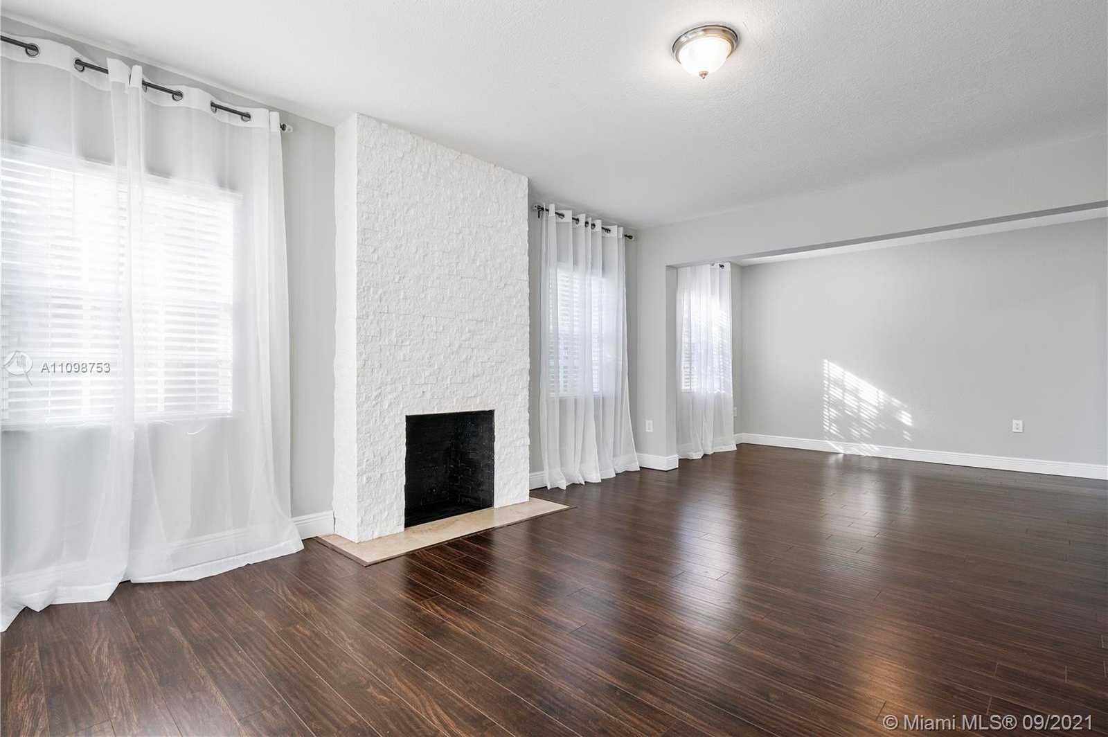 Small Image of 131 NORTH WEST 110TH ST, Miami Shores Number 3