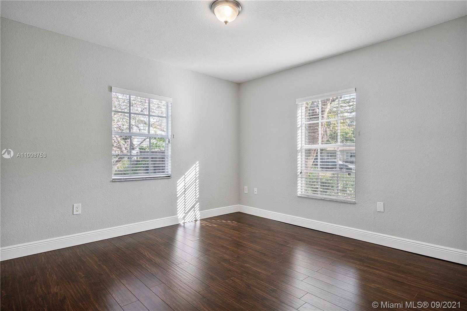 Small Image of 131 NORTH WEST 110TH ST, Miami Shores Number 6