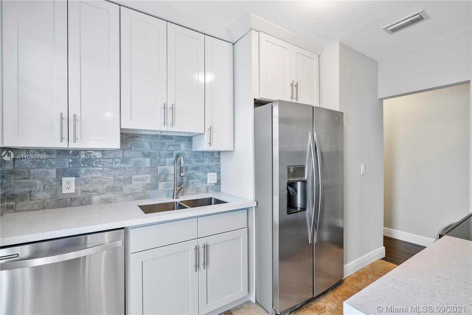 Small Image of 131 NORTH WEST 110TH ST, Miami Shores Number 8