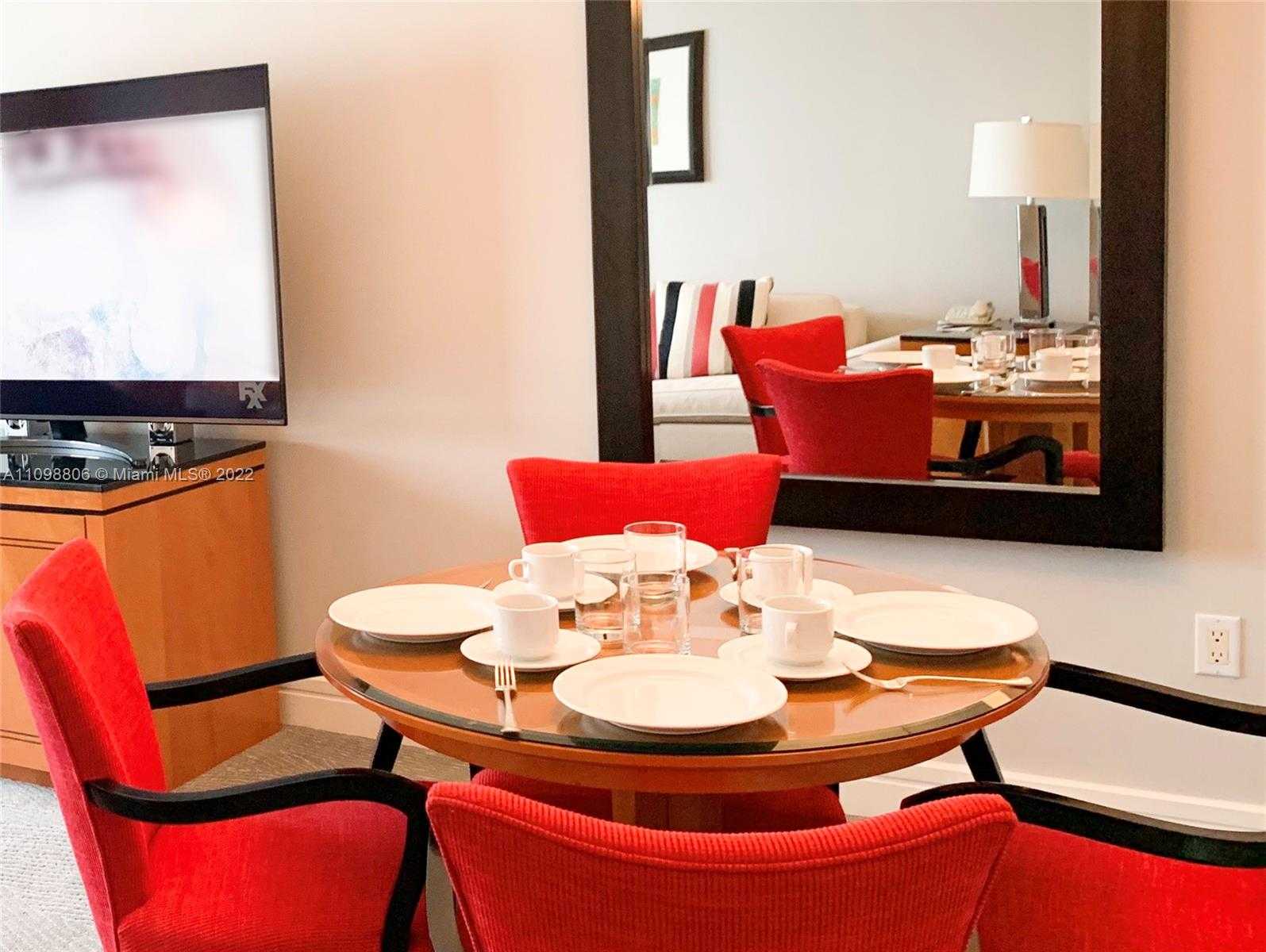 Small Image of 1435 BRICKELL AVE #3210, Miami Number 12