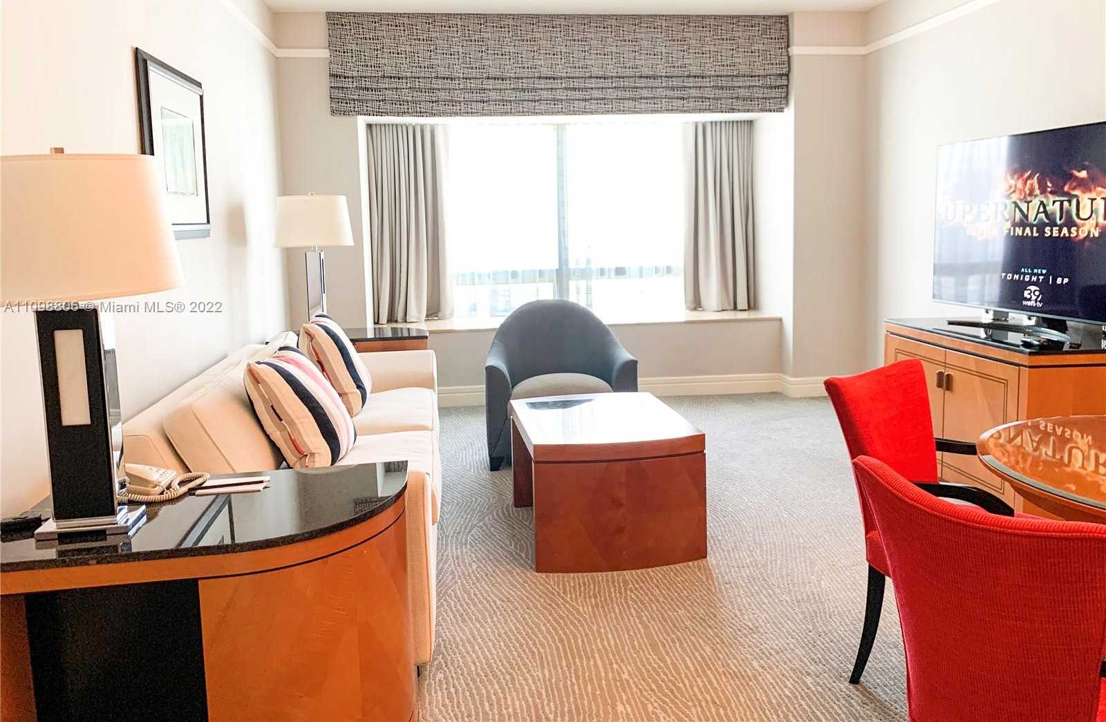 Small Image of 1435 BRICKELL AVE #3210, Miami Number 14