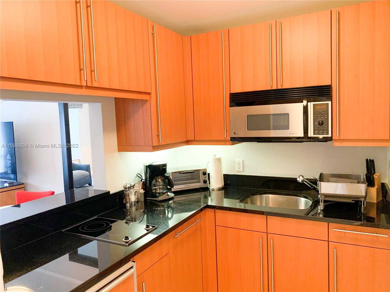 Small Image of 1435 BRICKELL AVE #3210, Miami Number 9