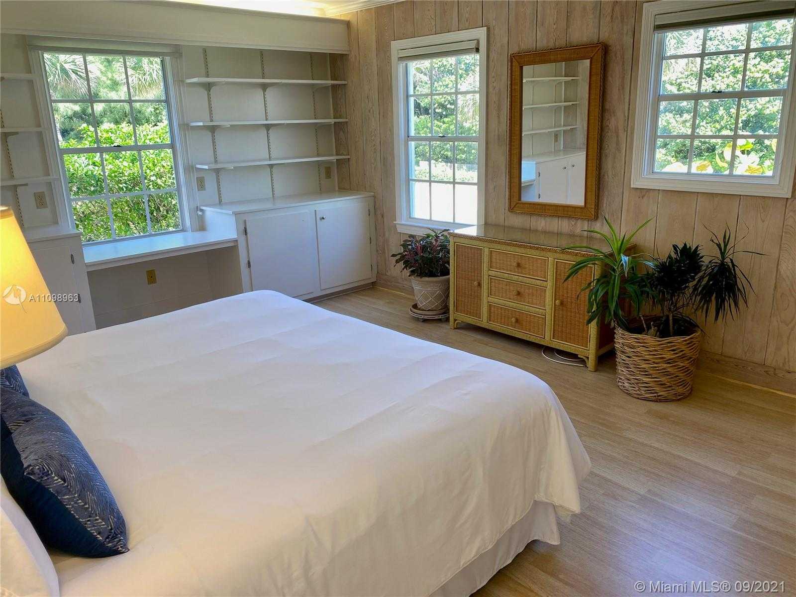 Small Image of 67 NORTH BEACH RD, Hobe Sound Number 18