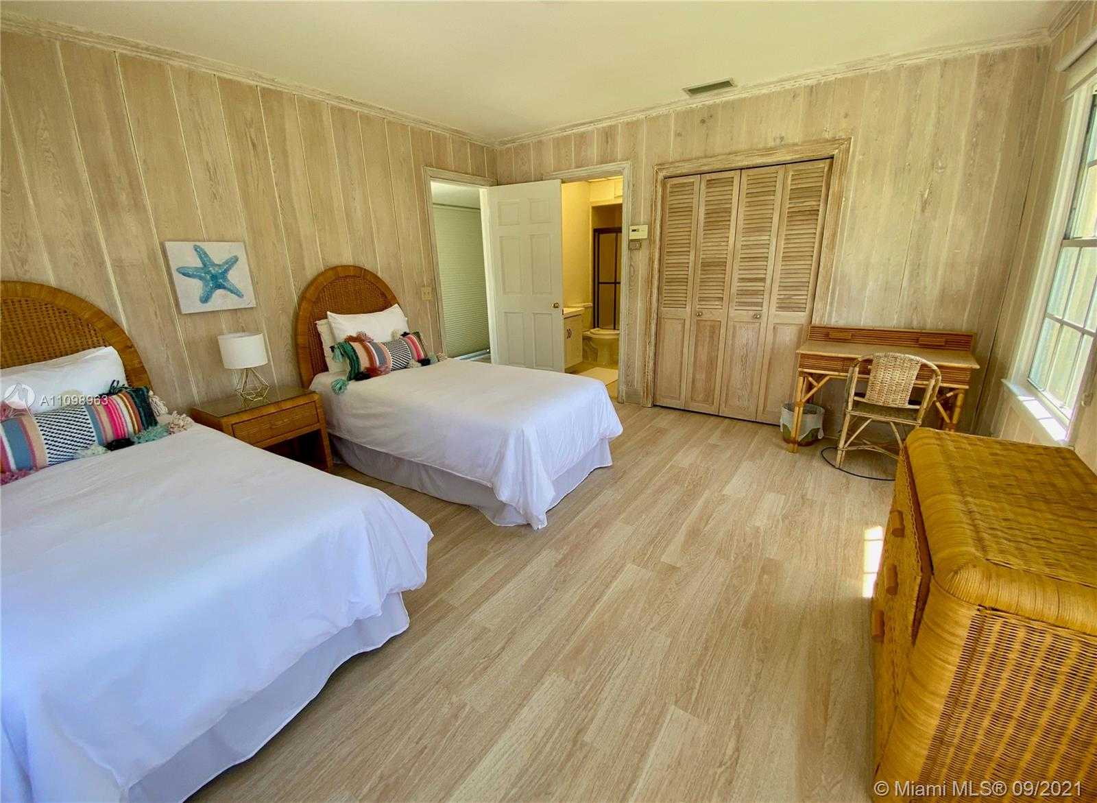Small Image of 67 NORTH BEACH RD, Hobe Sound Number 20