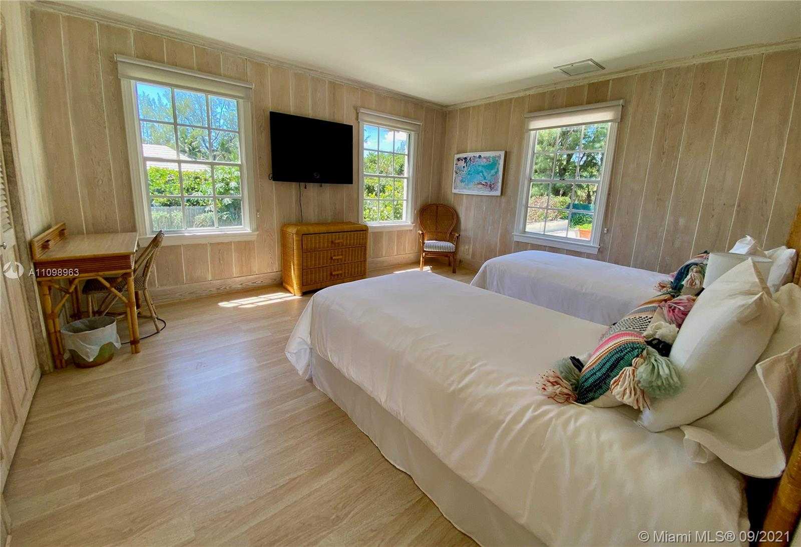 Small Image of 67 NORTH BEACH RD, Hobe Sound Number 21