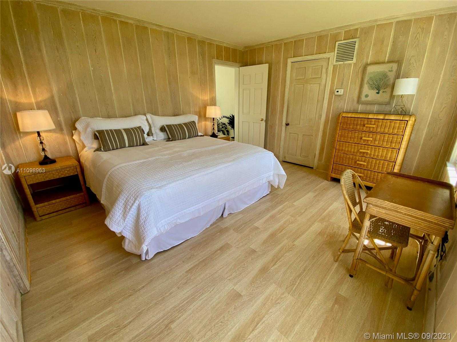 Small Image of 67 NORTH BEACH RD, Hobe Sound Number 23