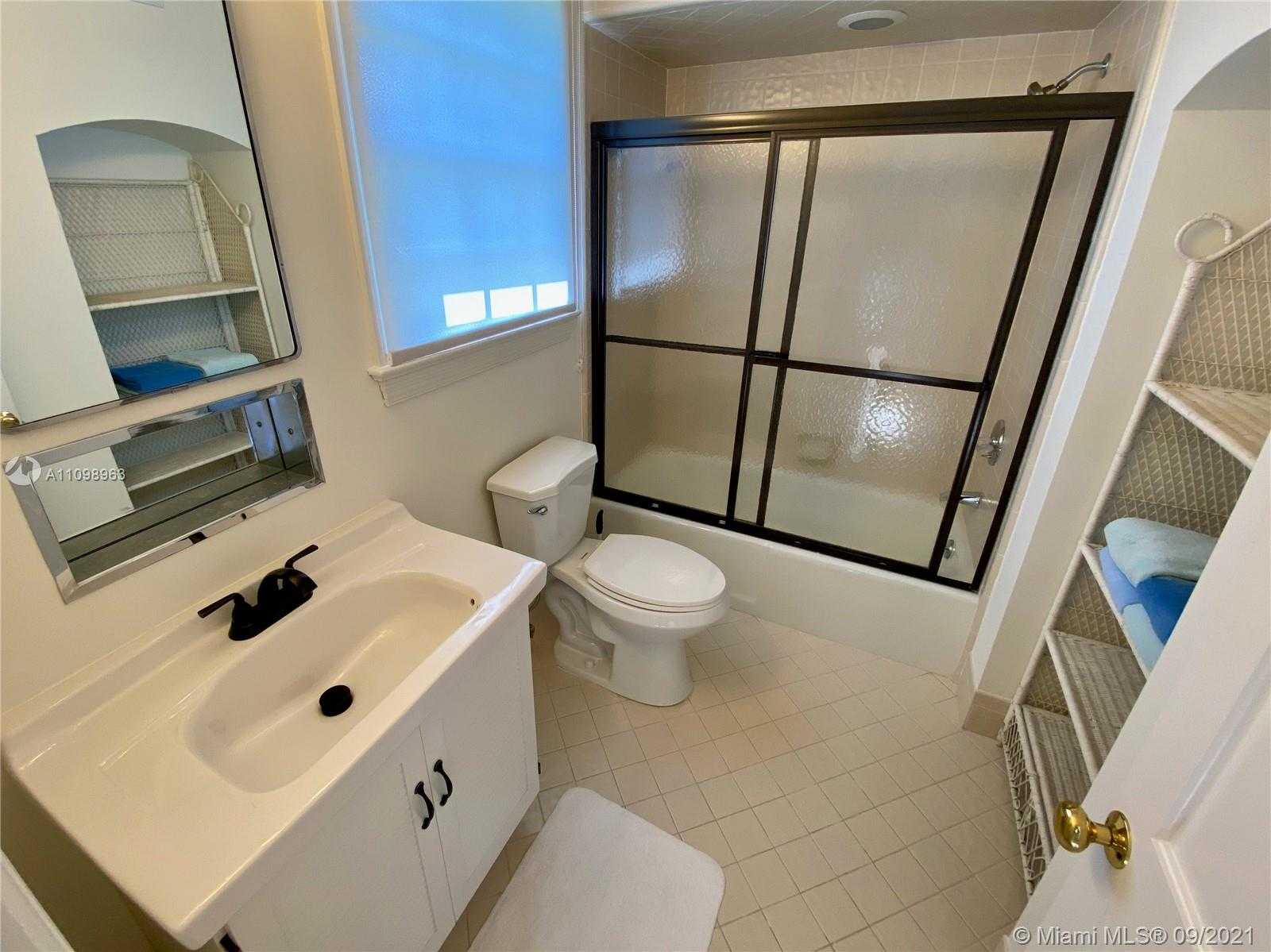 Small Image of 67 NORTH BEACH RD, Hobe Sound Number 25
