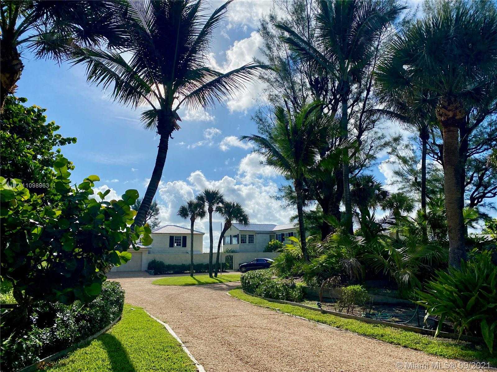 Small Image of 67 NORTH BEACH RD, Hobe Sound Number 3