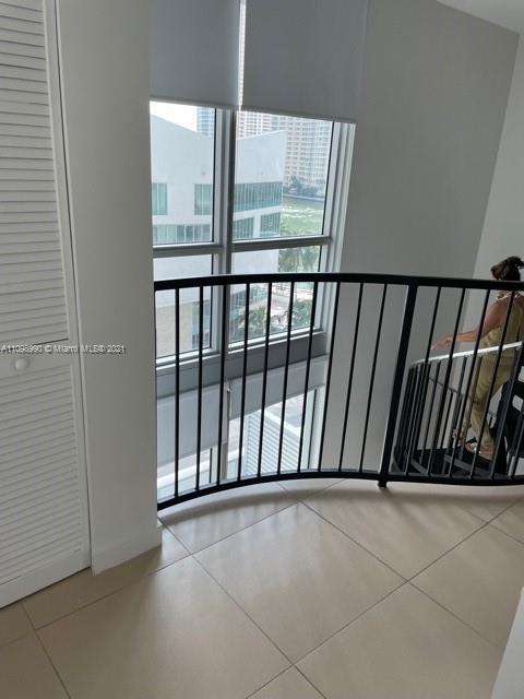Small Image of 300 SOUTH BISCAYNE BLVD #L-632, Miami Number 3