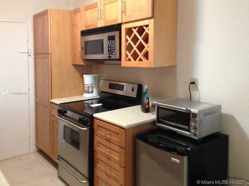 Small Image of 100 LINCOLN RD #1421, Miami Beach Number 8