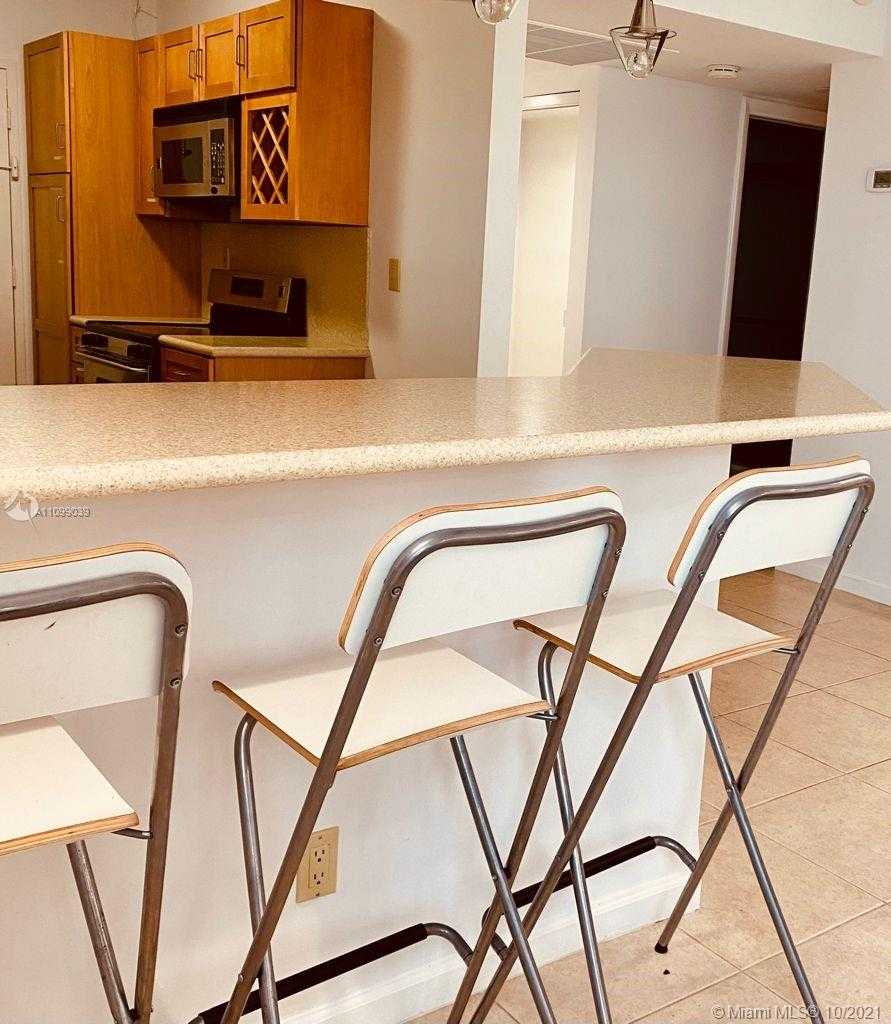 Small Image of 100 LINCOLN RD #1421, Miami Beach Number 9