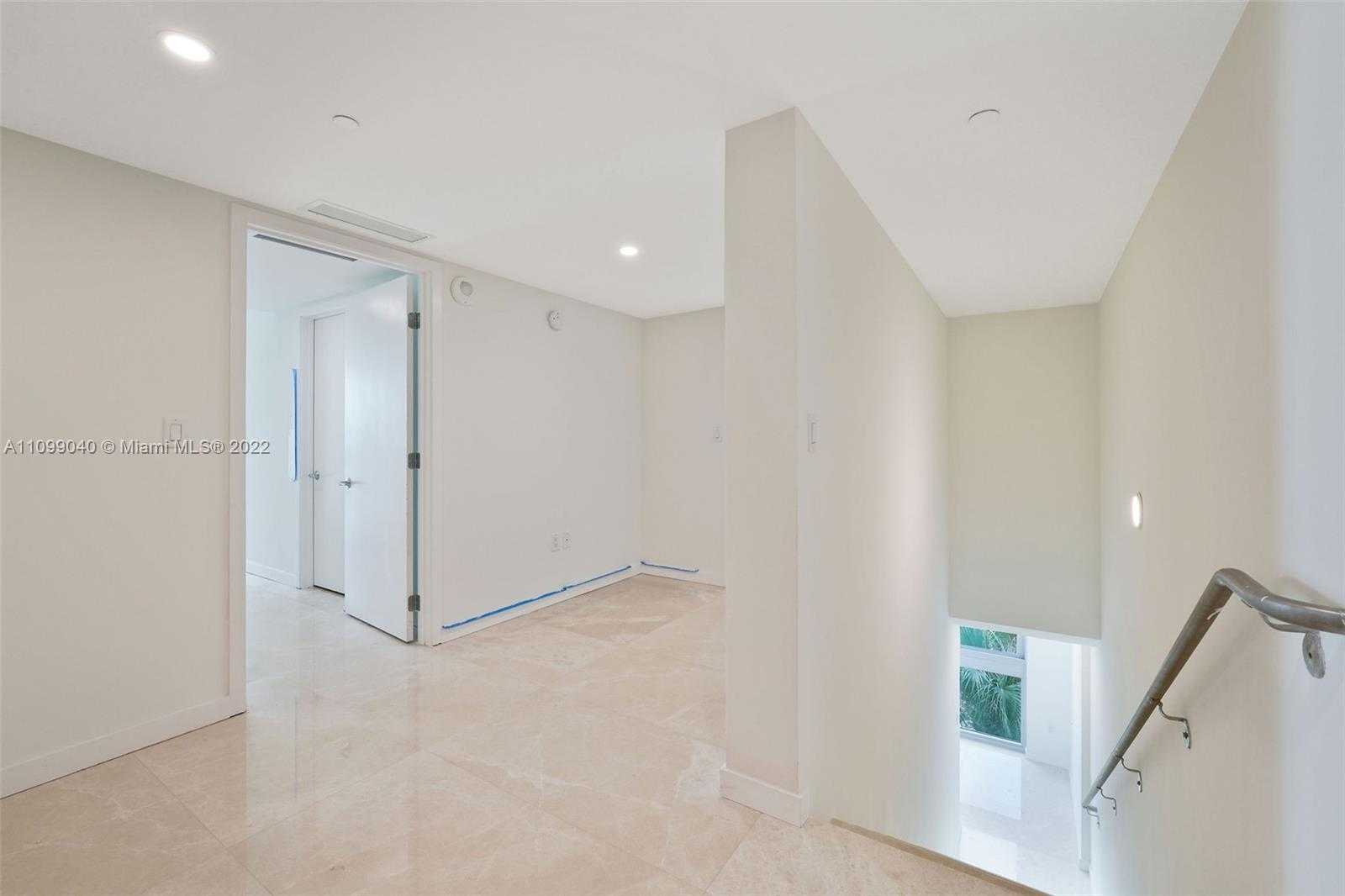 Small Image of 1500 BAY RD #N-0315, Miami Beach Number 30