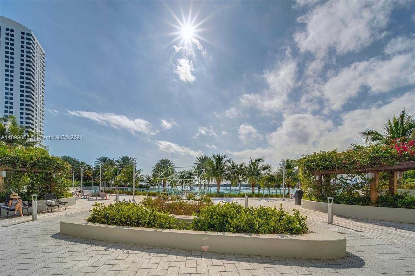 Small Image of 1504 Bay Rd, Miami Beach, FL 33139, USA Number 37