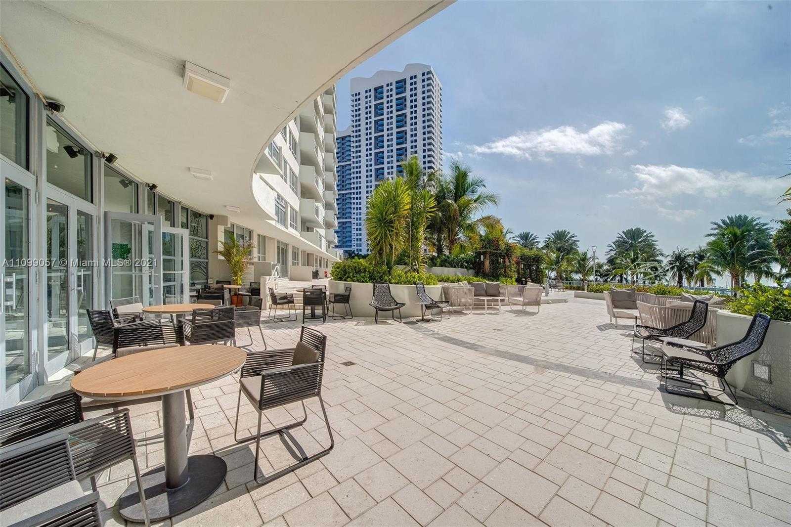 Small Image of 1504 Bay Rd, Miami Beach, FL 33139, USA Number 39