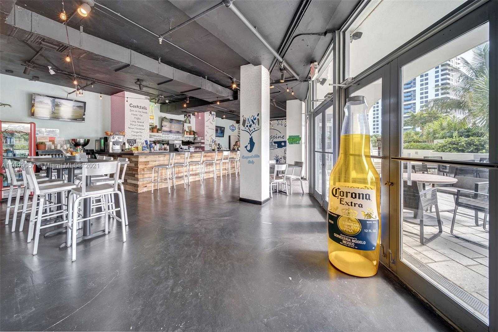 Small Image of 1504 Bay Rd, Miami Beach, FL 33139, USA Number 40