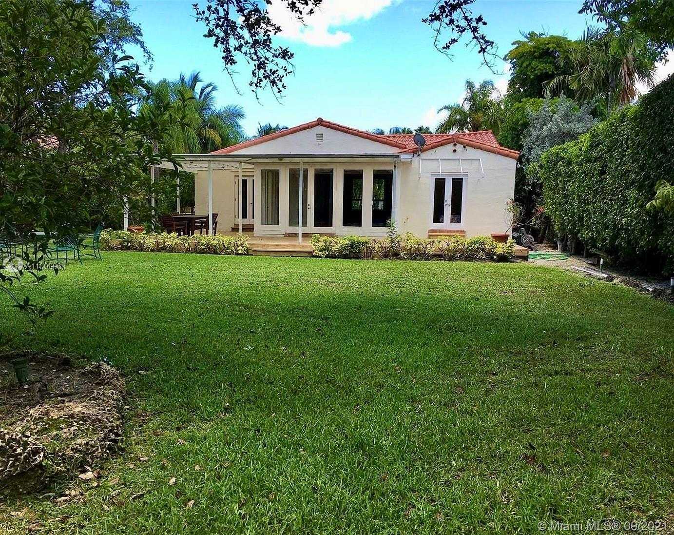 Small Image of 1015 WEST 47TH CT, Miami Beach Number 13