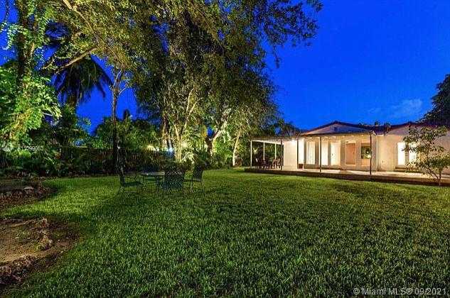 Small Image of 1015 WEST 47TH CT, Miami Beach Number 7