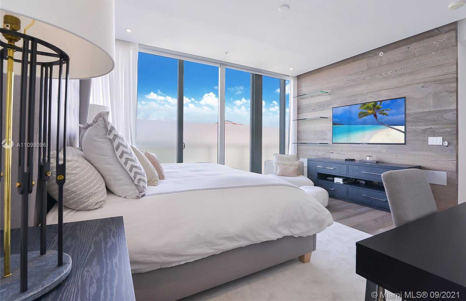 Small Image of 9501 COLLINS AVE #1, Surfside Number 10