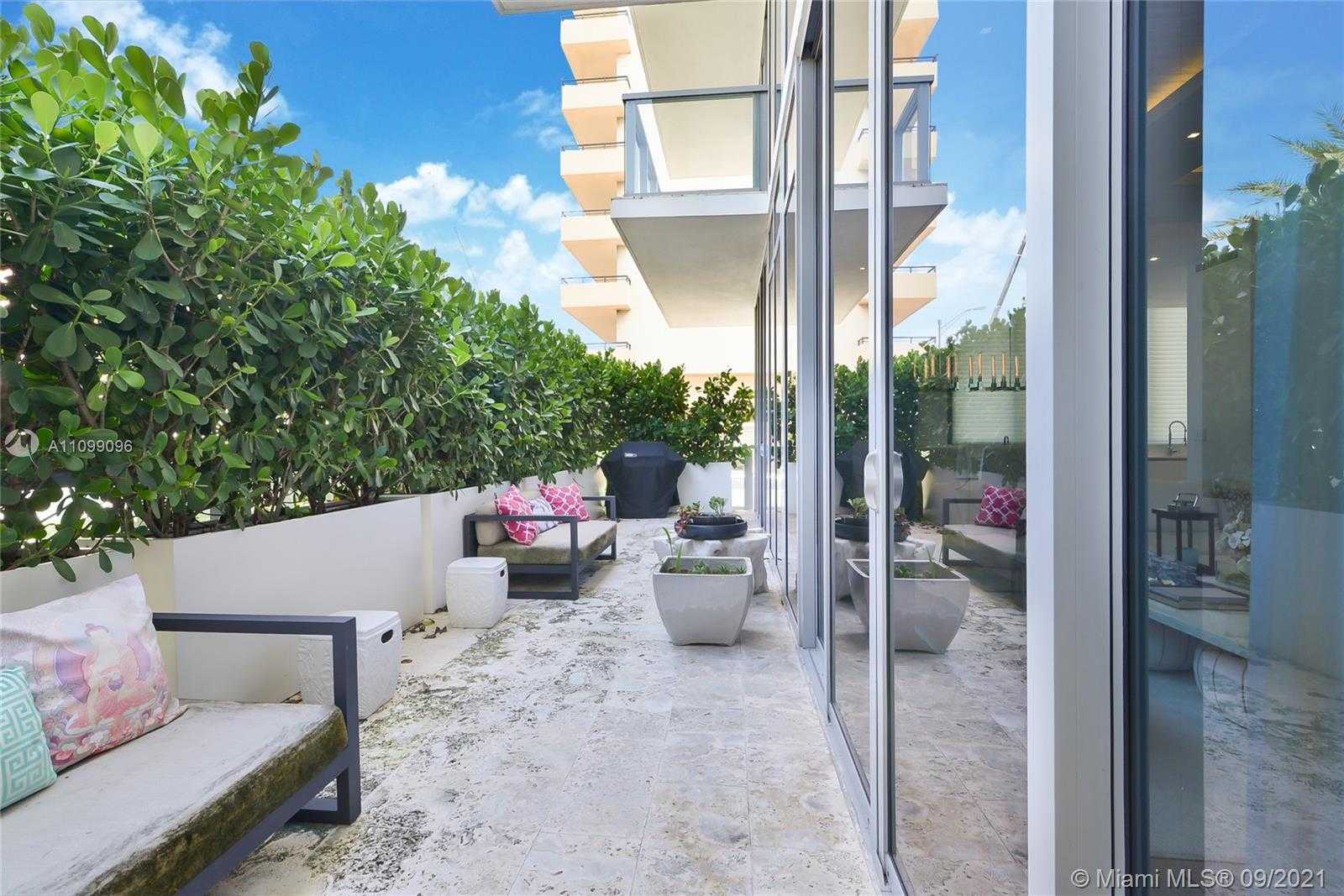 Small Image of 9501 COLLINS AVE #1, Surfside Number 14
